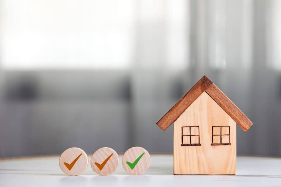 Pros and cons of selling your Virginia townhome for cash