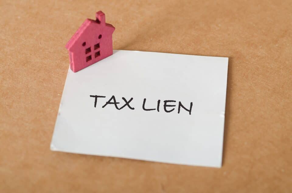 Selling a house with a lien in Virginia to a cash home buyer